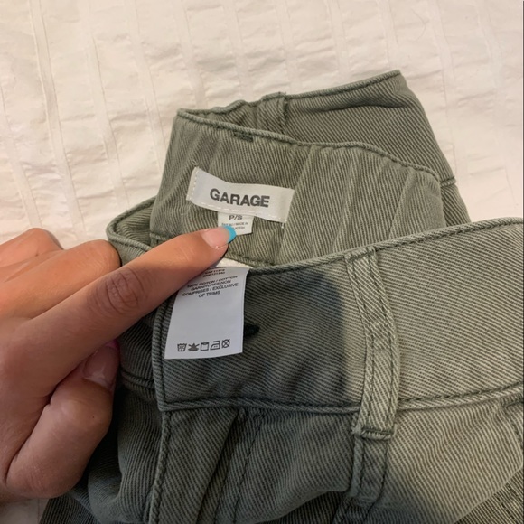 Green cuffed bottom cargos from garage - Picture 4 of 4